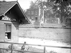 Glen_Ellyna2.jpg
