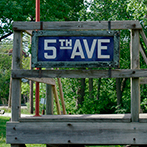 5thsign1.jpg
